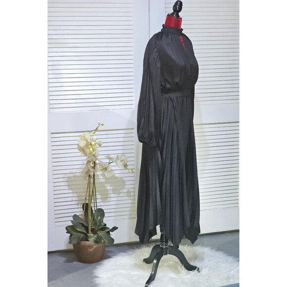 Petal & Pup Black Asymmetrical Dress - Picture 4 of 12